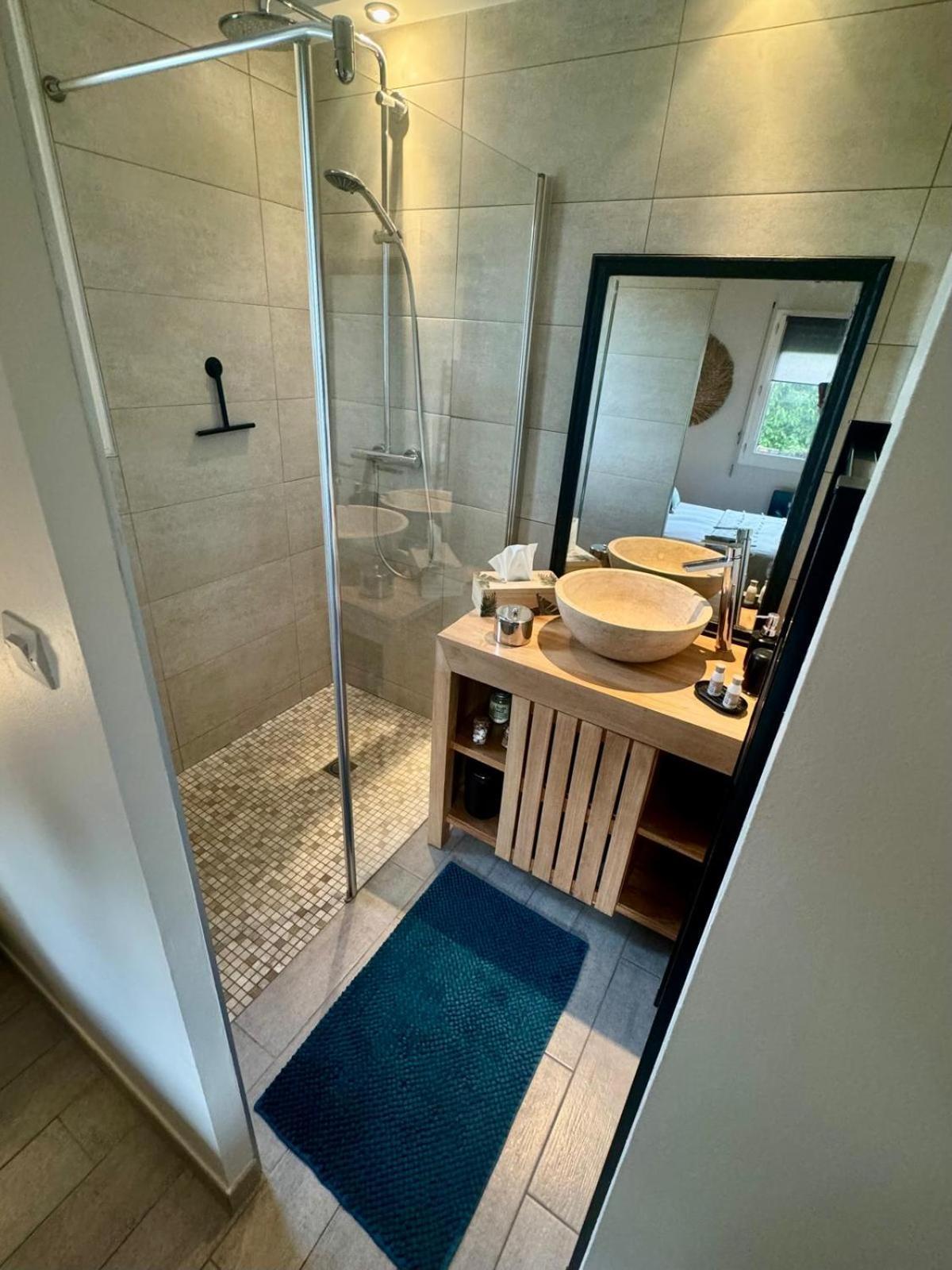 La Crevette Bed and Breakfast Villerville Exteriör bild